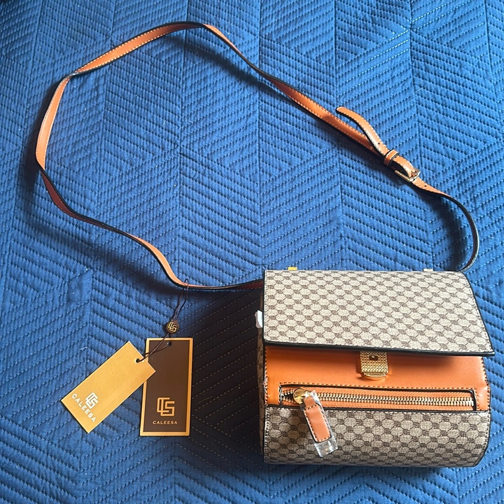 (New) Caleesa brown over the shoulder purse
